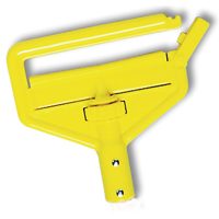 MOP HANDLE SD GATE WD YEL 60IN